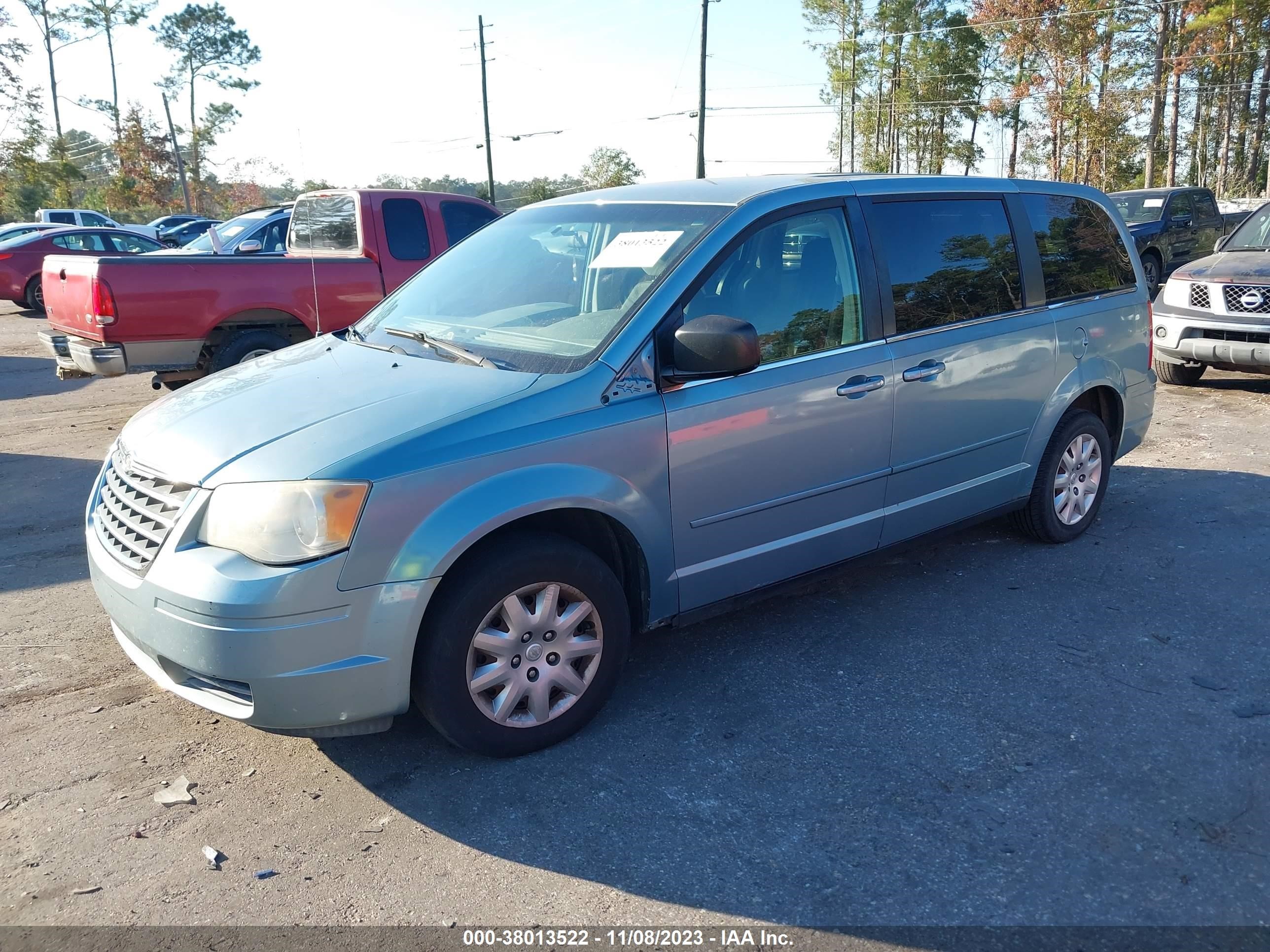 Photo 1 VIN: 2A8HR44E89R526538 - CHRYSLER TOWN & COUNTRY 