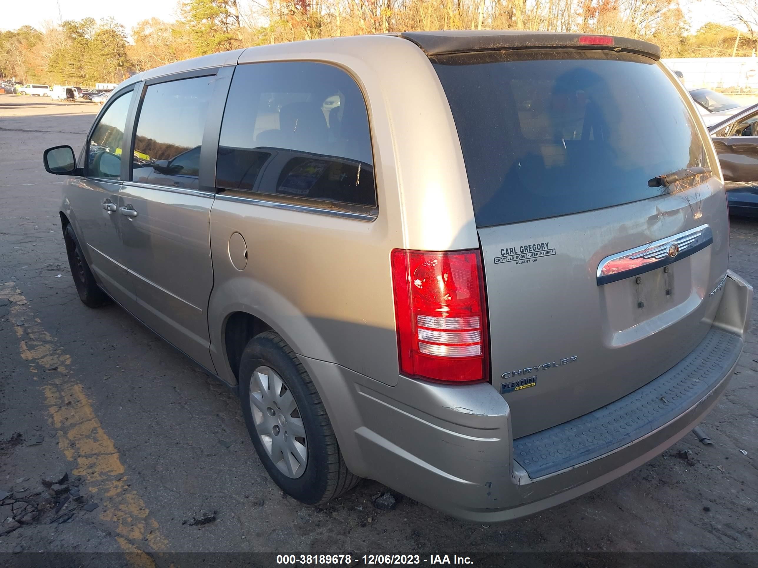 Photo 2 VIN: 2A8HR44E99R563596 - CHRYSLER TOWN & COUNTRY 