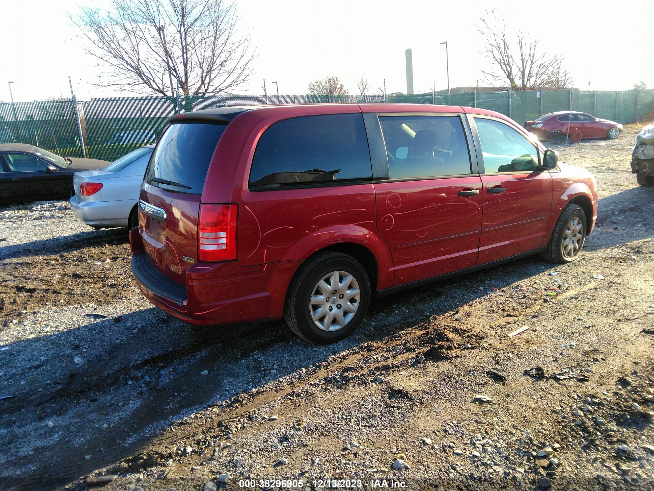 Photo 3 VIN: 2A8HR44H18R726735 - CHRYSLER TOWN & COUNTRY 