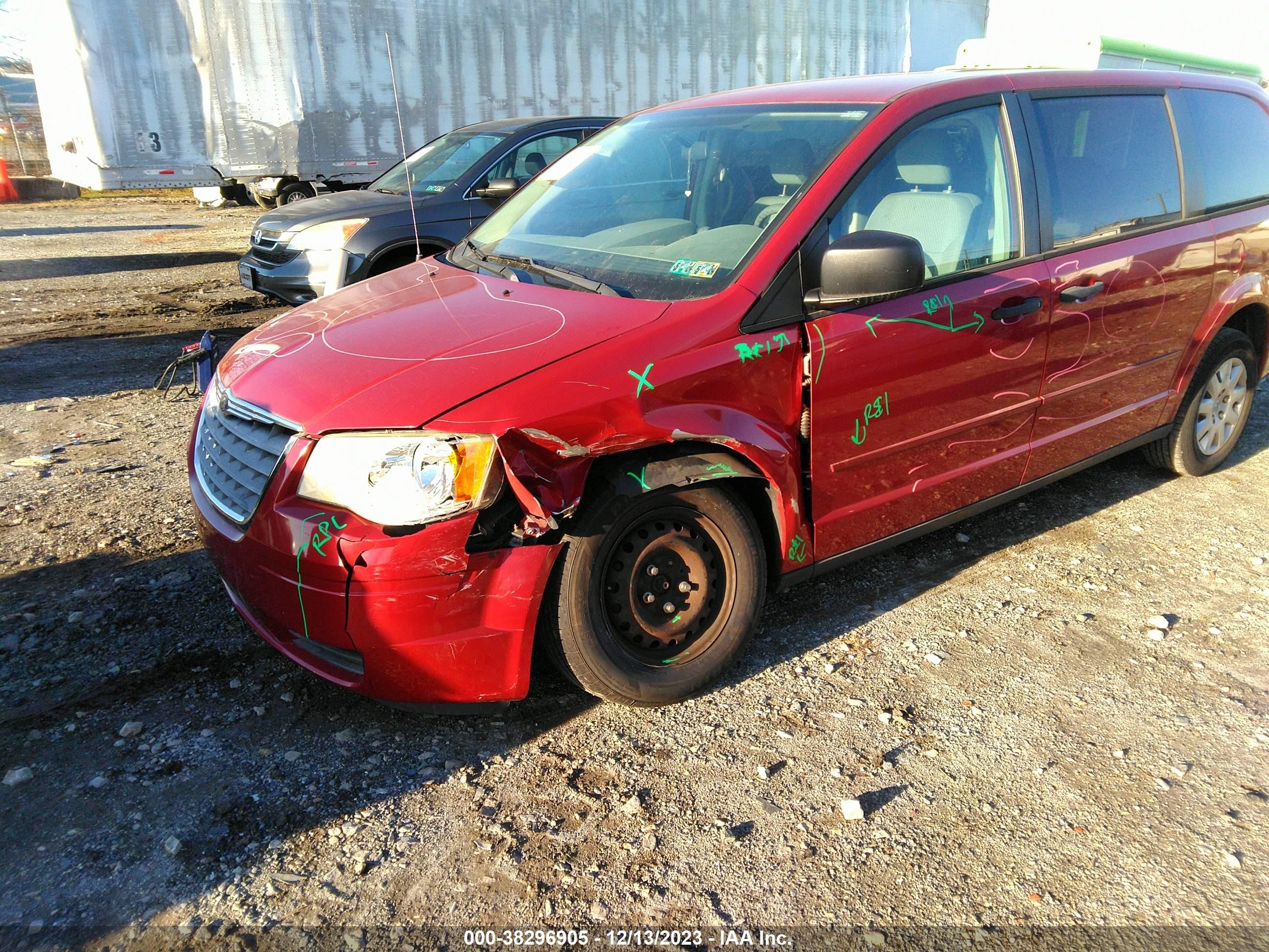 Photo 5 VIN: 2A8HR44H18R726735 - CHRYSLER TOWN & COUNTRY 