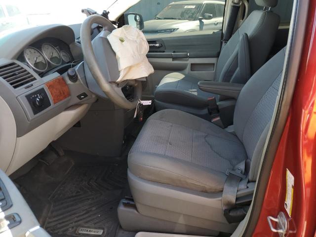 Photo 6 VIN: 2A8HR44H28R128900 - CHRYSLER TOWN & COU 