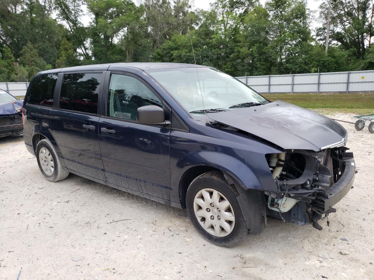 Photo 3 VIN: 2A8HR44H28R600562 - CHRYSLER TOWN & COUNTRY 