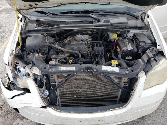 Photo 12 VIN: 2A8HR44H38R643209 - CHRYSLER TOWN & COU 