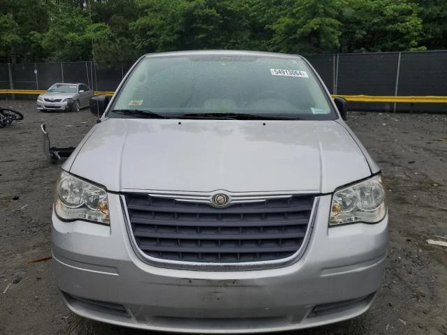 Photo 4 VIN: 2A8HR44H48R118966 - CHRYSLER TOWN & CNT 