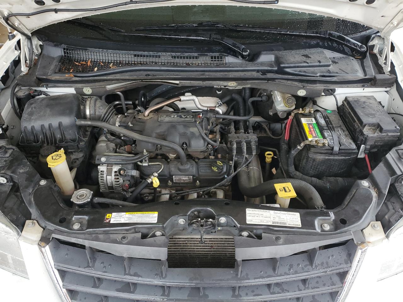 Photo 11 VIN: 2A8HR44H58R803669 - CHRYSLER TOWN & COUNTRY 