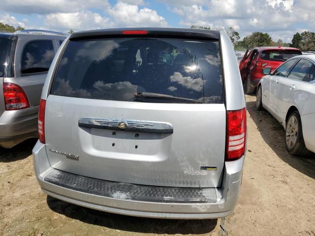 Photo 5 VIN: 2A8HR44H68R134862 - CHRYSLER TOWN & COU 