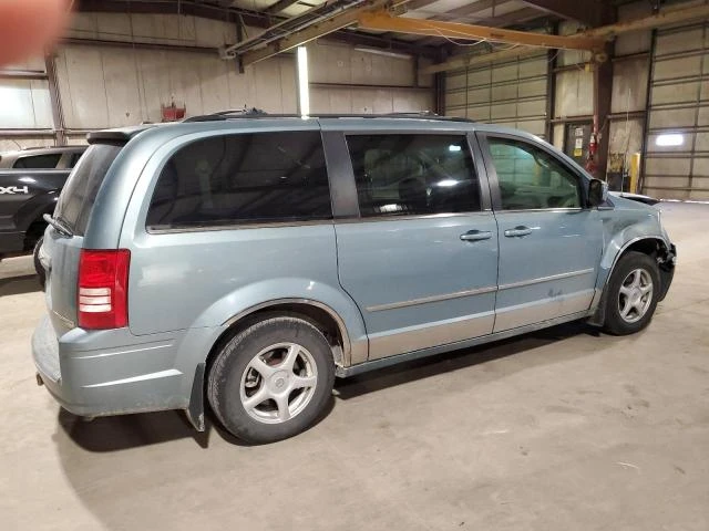 Photo 2 VIN: 2A8HR54119R649102 - CHRYSLER TOWN & COU 