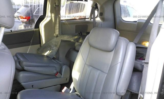 Photo 7 VIN: 2A8HR54129R508619 - CHRYSLER TOWN AND COUNTRY 