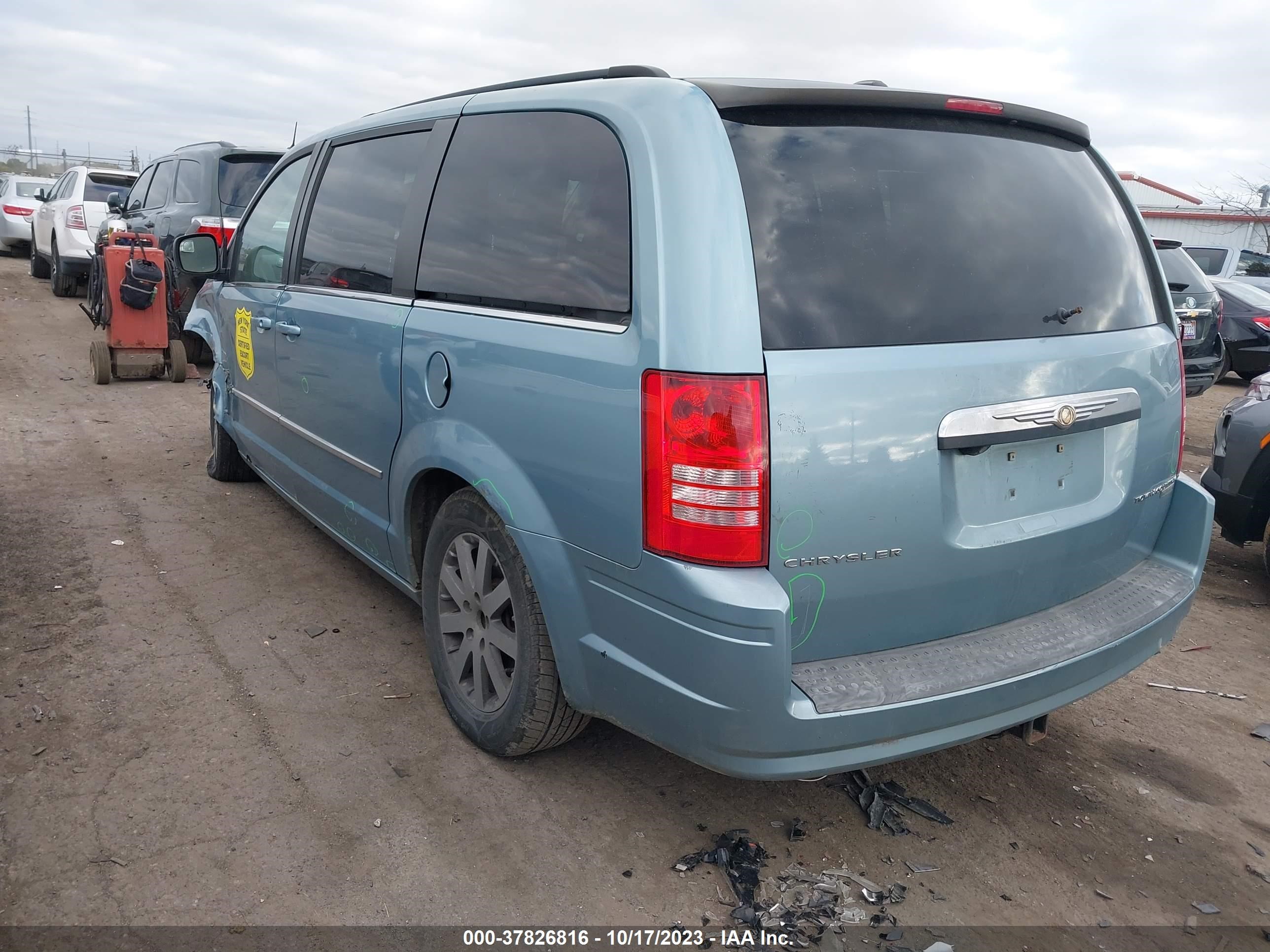 Photo 2 VIN: 2A8HR54129R674817 - CHRYSLER TOWN & COUNTRY 