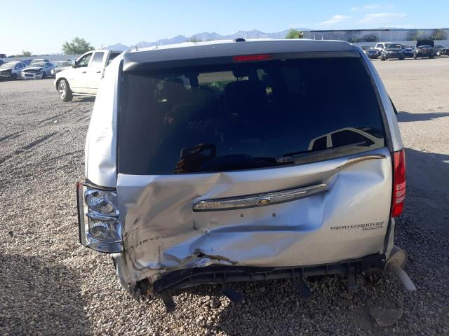 Photo 5 VIN: 2A8HR54139R663907 - CHRYSLER MINIVAN 