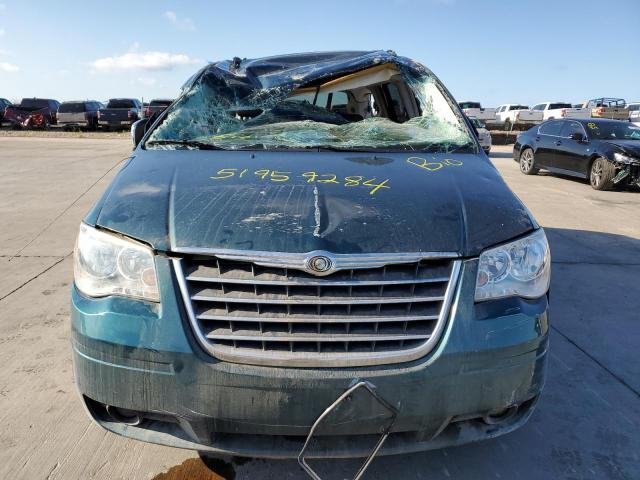 Photo 4 VIN: 2A8HR54149R536504 - CHRYSLER TOWN & COU 