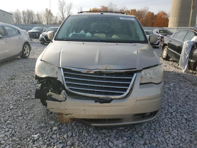 Photo 4 VIN: 2A8HR54149R598002 - CHRYSLER TOWN & COU 