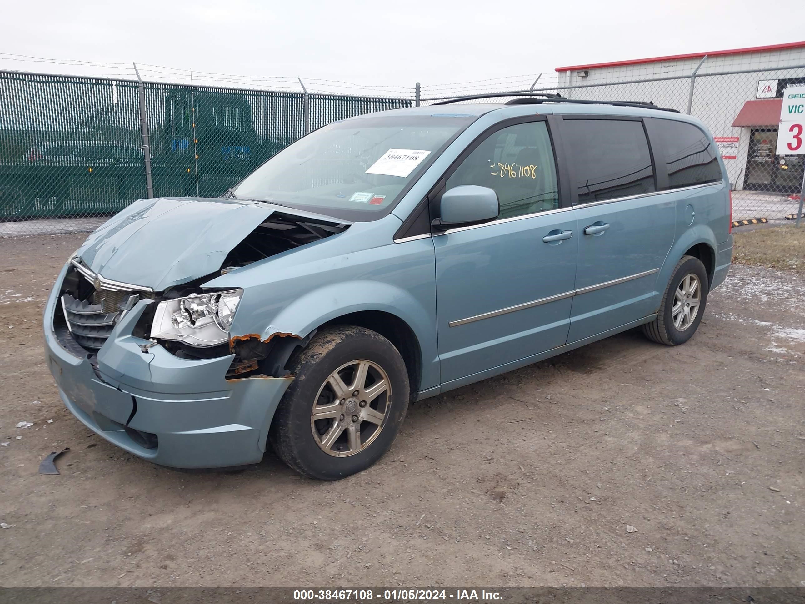 Photo 1 VIN: 2A8HR54149R603263 - CHRYSLER TOWN & COUNTRY 