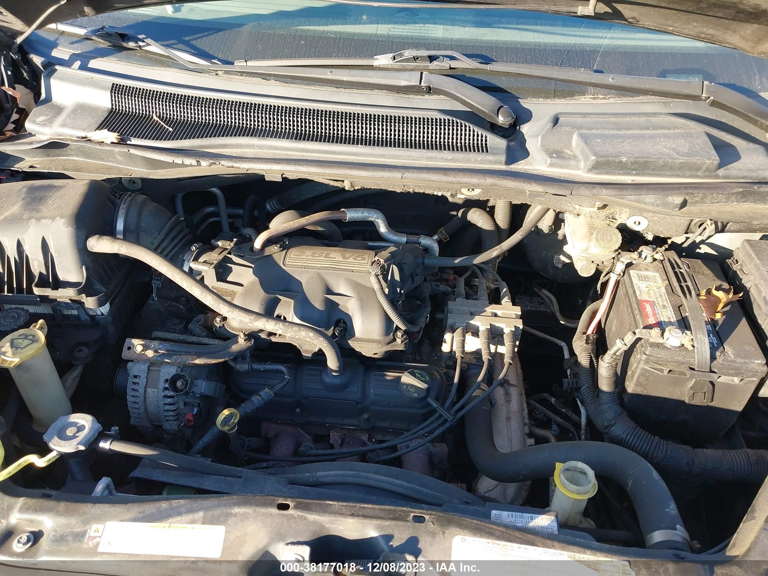 Photo 9 VIN: 2A8HR54149R627708 - CHRYSLER TOWN & COUNTRY 