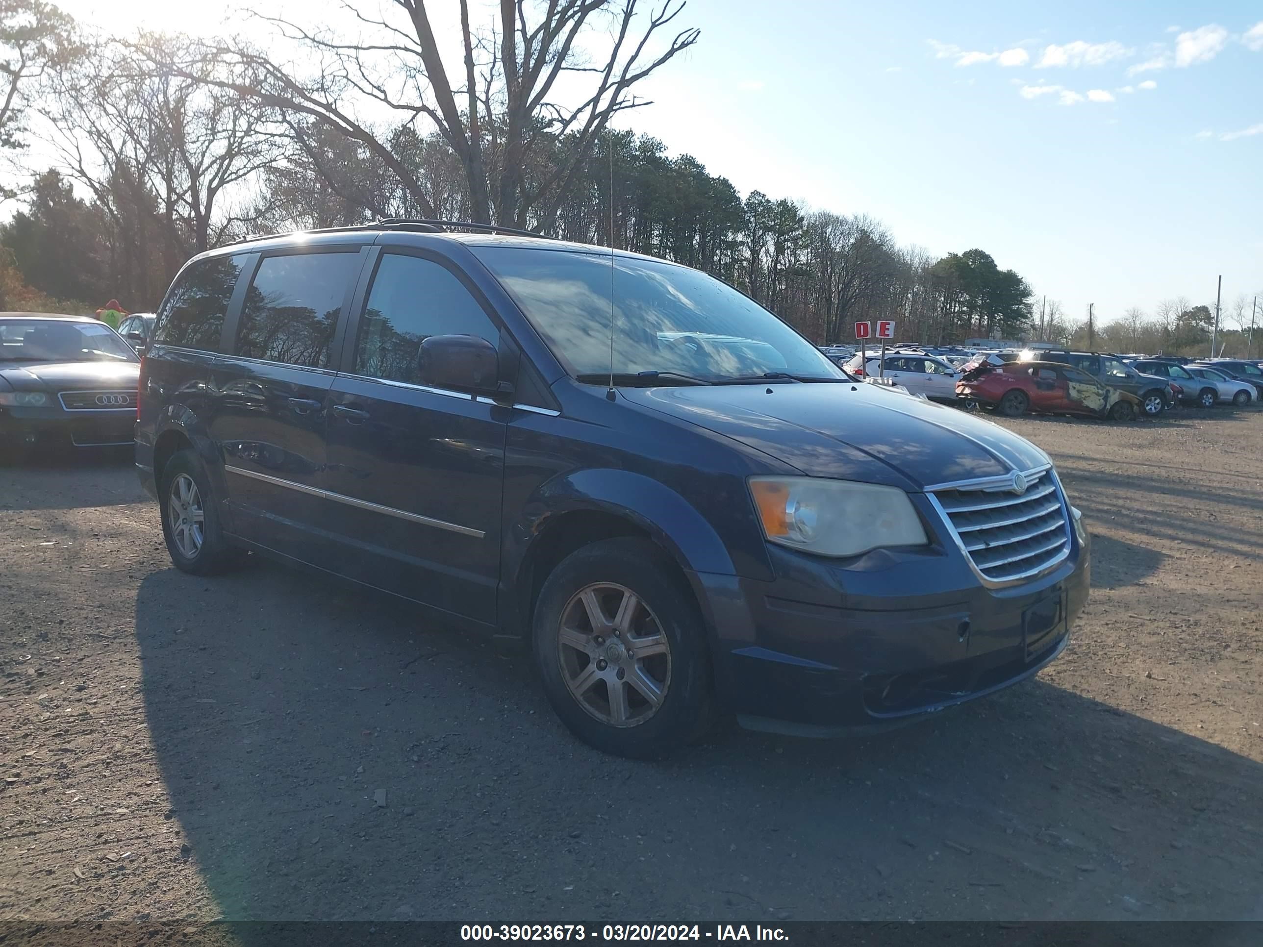 Photo 0 VIN: 2A8HR54159R574355 - CHRYSLER TOWN & COUNTRY 