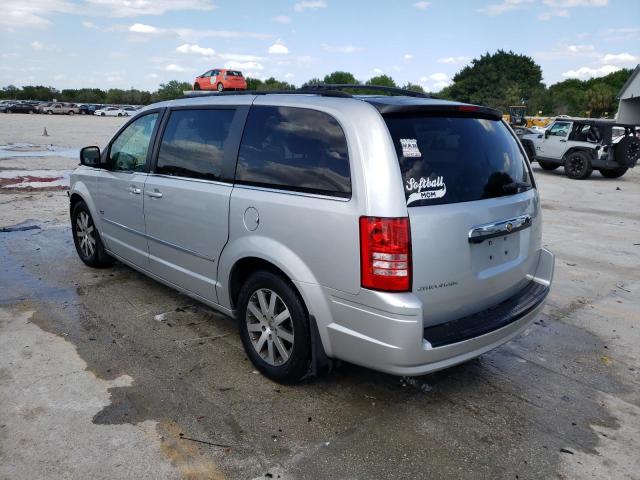 Photo 2 VIN: 2A8HR54169R675517 - CHRYSLER TOWN &AMP COU 