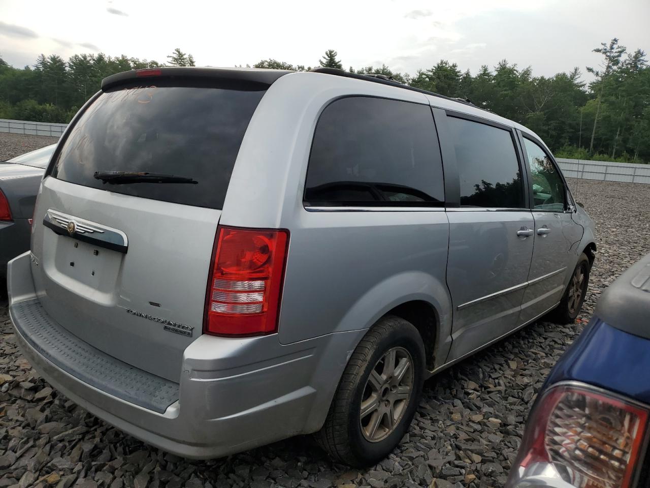 Photo 2 VIN: 2A8HR54179R594512 - CHRYSLER TOWN & COUNTRY 