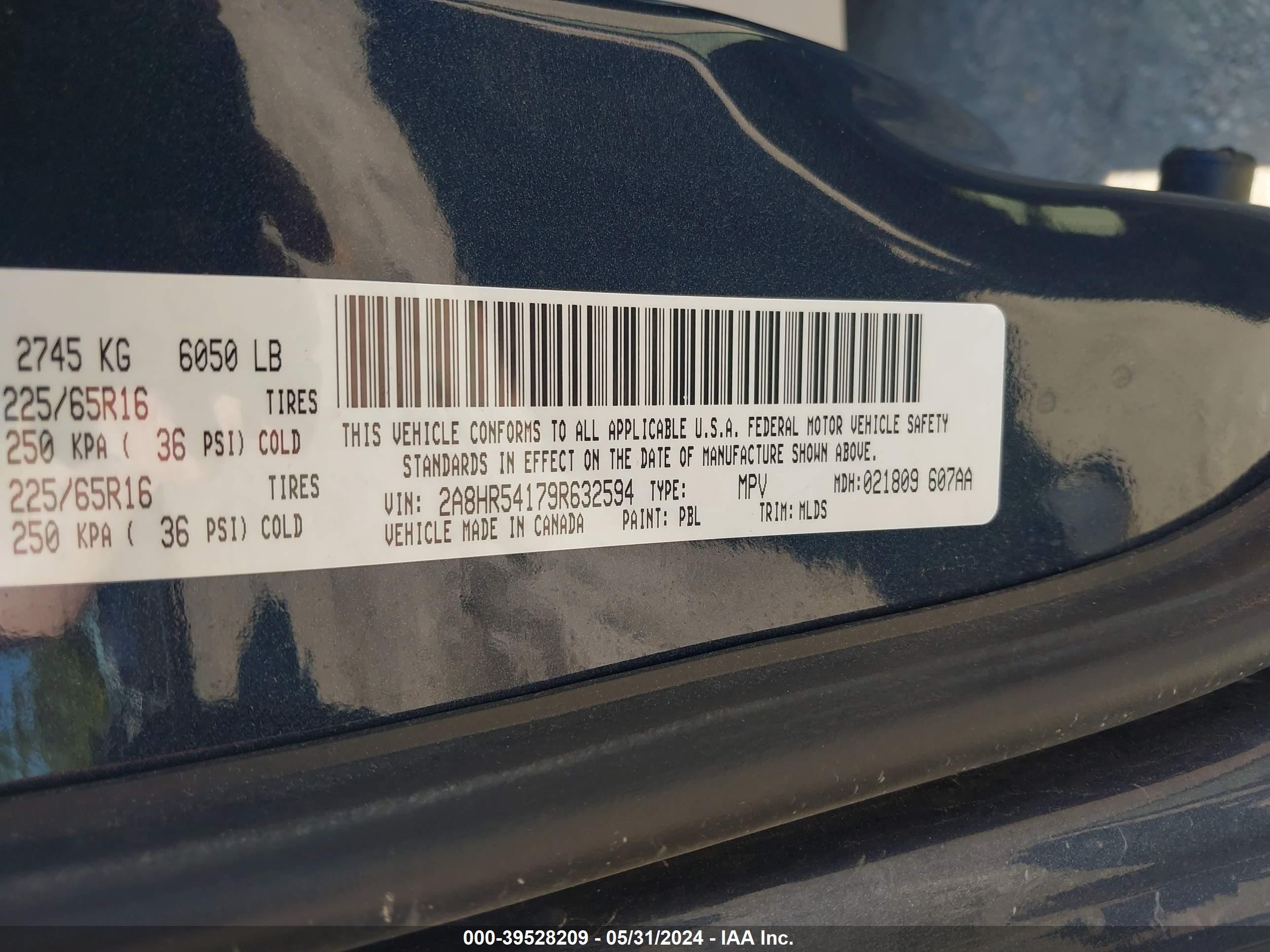 Photo 8 VIN: 2A8HR54179R632594 - CHRYSLER TOWN & COUNTRY 