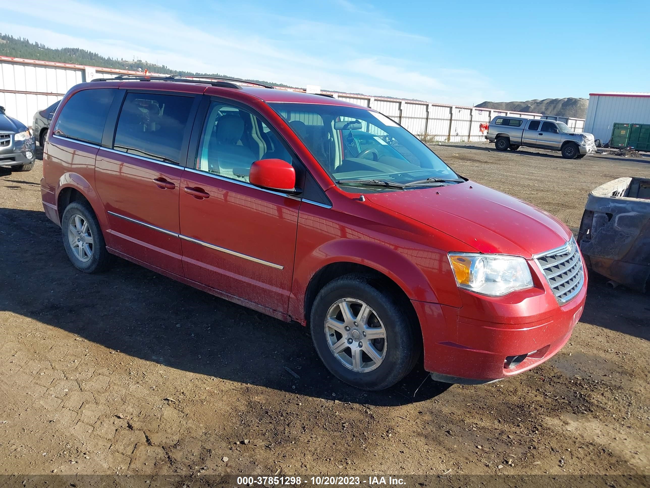 Photo 0 VIN: 2A8HR54189R663787 - CHRYSLER TOWN & COUNTRY 