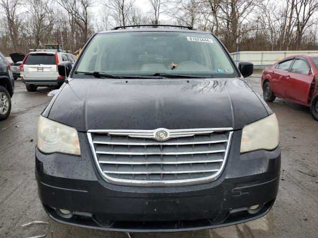 Photo 4 VIN: 2A8HR54199R633861 - CHRYSLER TOWN & COU 