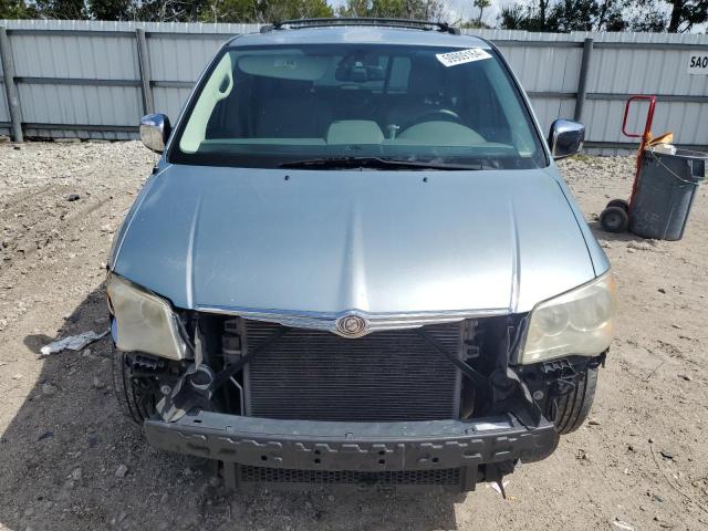 Photo 4 VIN: 2A8HR541X9R517245 - CHRYSLER MINIVAN 