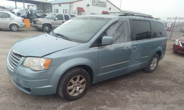 Photo 1 VIN: 2A8HR541X9R637658 - CHRYSLER TOWN AND COUNTRY 