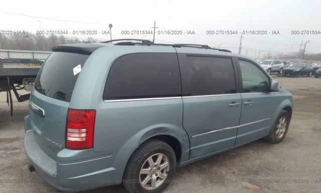 Photo 5 VIN: 2A8HR541X9R637658 - CHRYSLER TOWN AND COUNTRY 