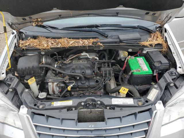 Photo 11 VIN: 2A8HR54P08R115317 - CHRYSLER TOWN & COU 