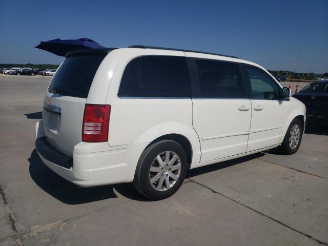 Photo 2 VIN: 2A8HR54P08R137284 - CHRYSLER TOWN & COU 