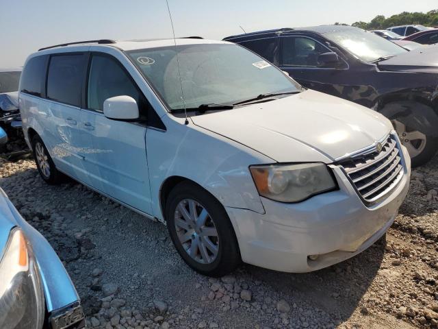 Photo 3 VIN: 2A8HR54P08R137284 - CHRYSLER TOWN & COU 