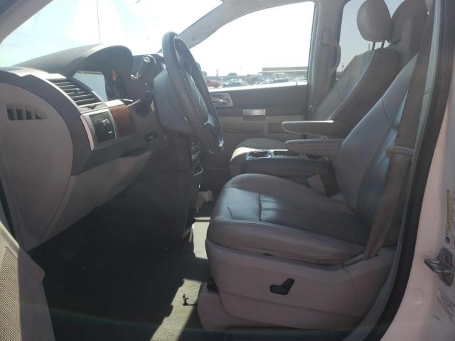 Photo 6 VIN: 2A8HR54P08R137284 - CHRYSLER TOWN & COU 