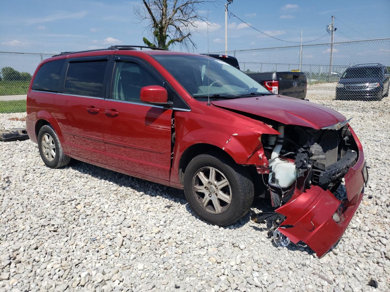 Photo 3 VIN: 2A8HR54P08R611363 - CHRYSLER TOWN & COUNTRY 