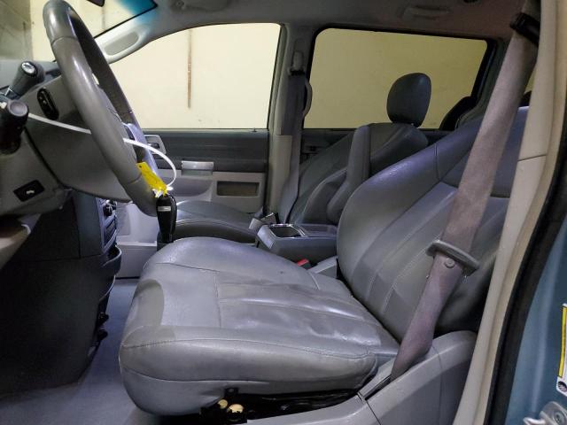 Photo 6 VIN: 2A8HR54P08R786910 - CHRYSLER MINIVAN 