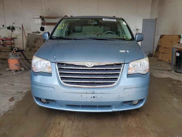 Photo 4 VIN: 2A8HR54P08R822336 - CHRYSLER TOWN & COU 