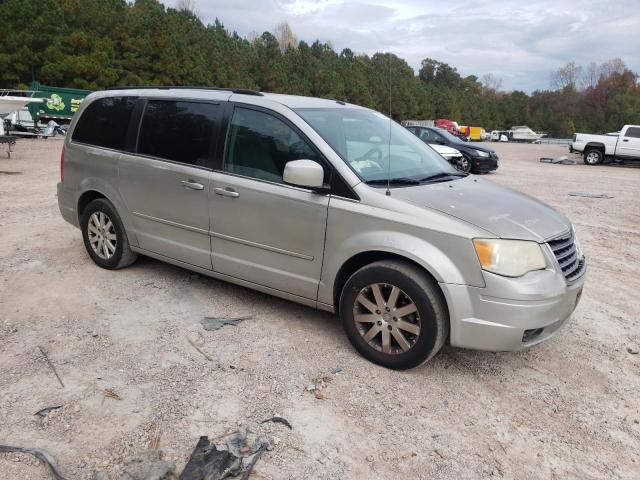 Photo 3 VIN: 2A8HR54P18R655985 - CHRYSLER TOWN & COU 