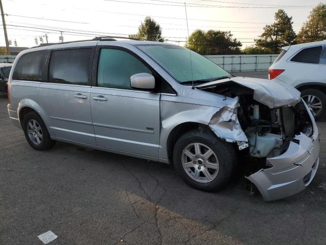 Photo 3 VIN: 2A8HR54P18R699422 - CHRYSLER TOWN & COU 