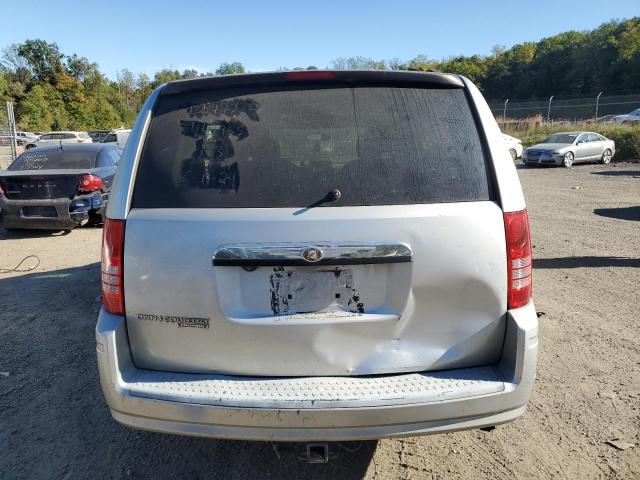 Photo 5 VIN: 2A8HR54P28R110183 - CHRYSLER TOWN & COU 