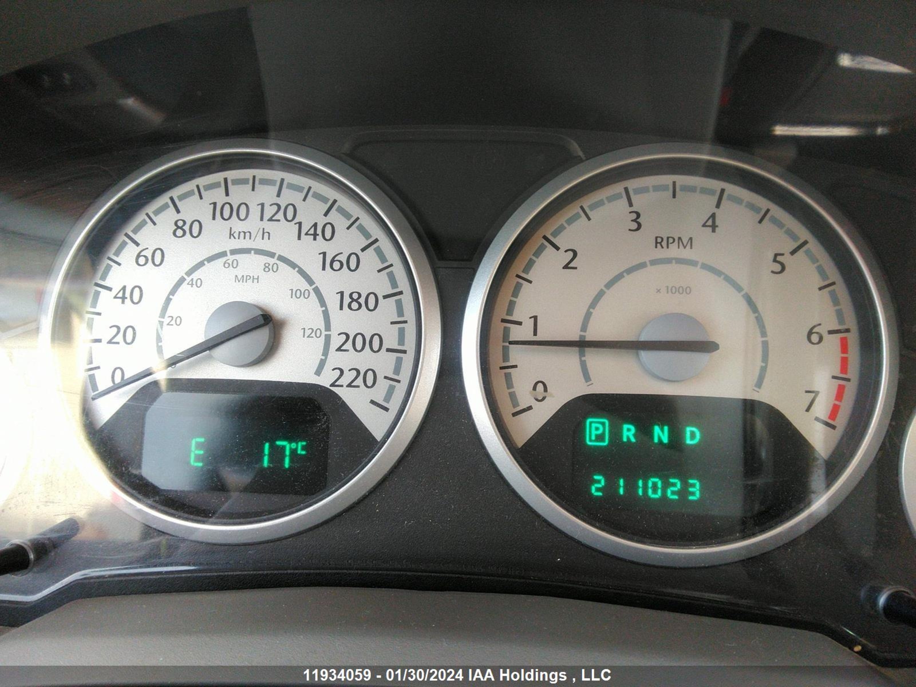 Photo 6 VIN: 2A8HR54P28R630318 - CHRYSLER TOWN & COUNTRY 