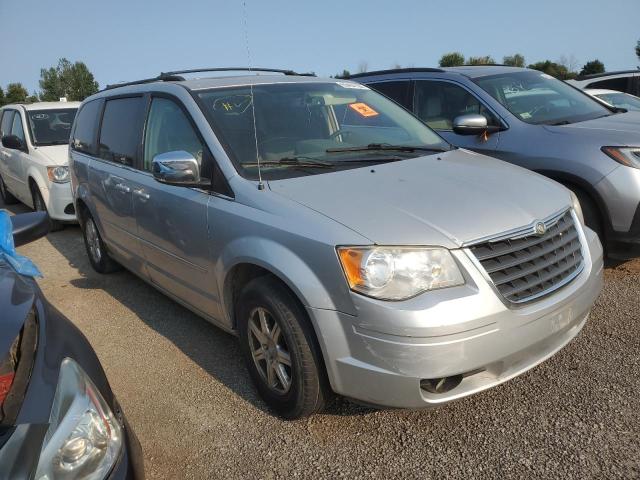 Photo 3 VIN: 2A8HR54P28R786195 - CHRYSLER TOWN & COU 