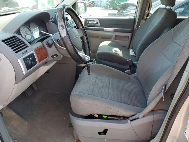 Photo 6 VIN: 2A8HR54P28R786195 - CHRYSLER TOWN & COU 