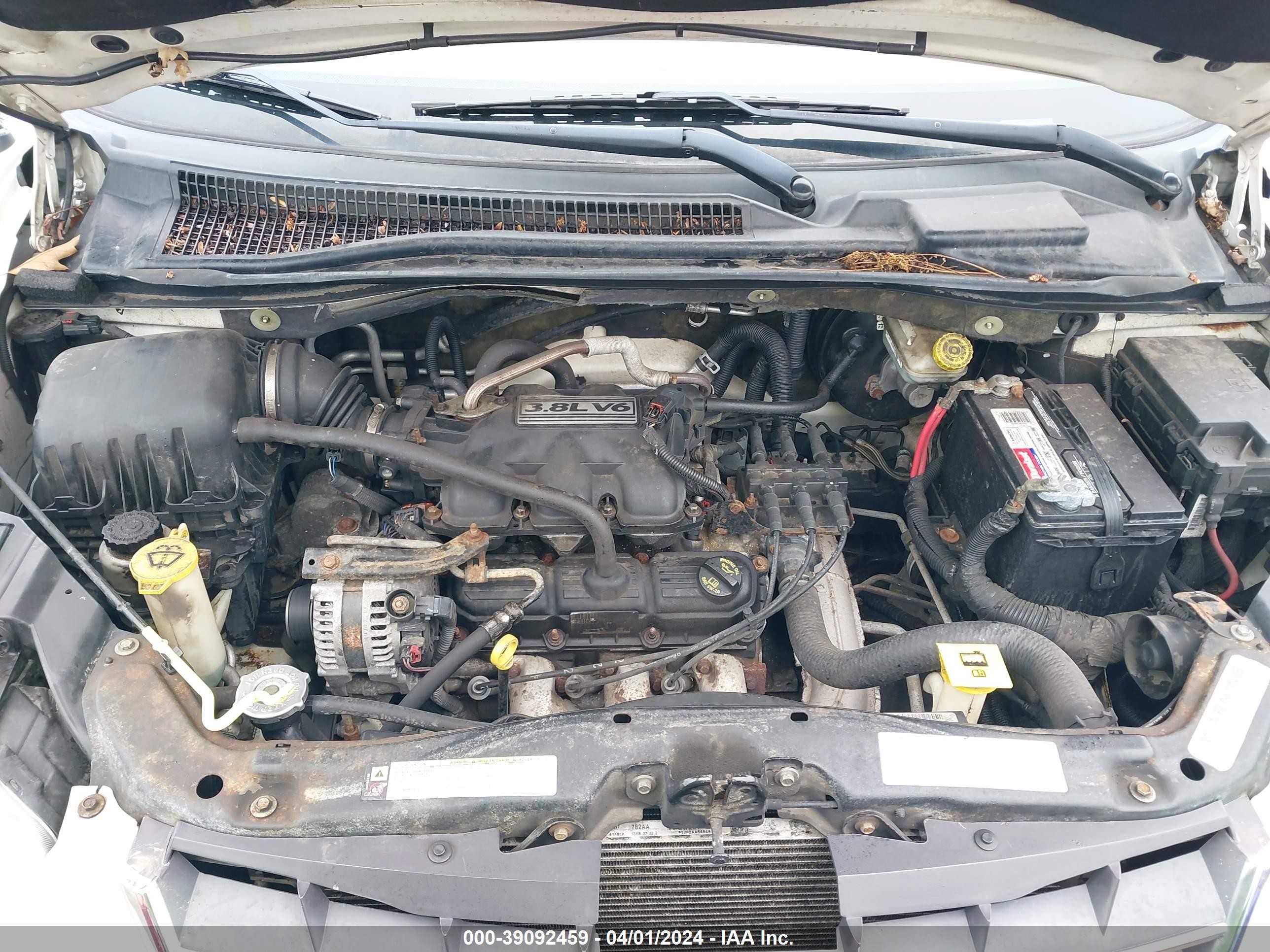 Photo 9 VIN: 2A8HR54P28R819017 - CHRYSLER TOWN & COUNTRY 