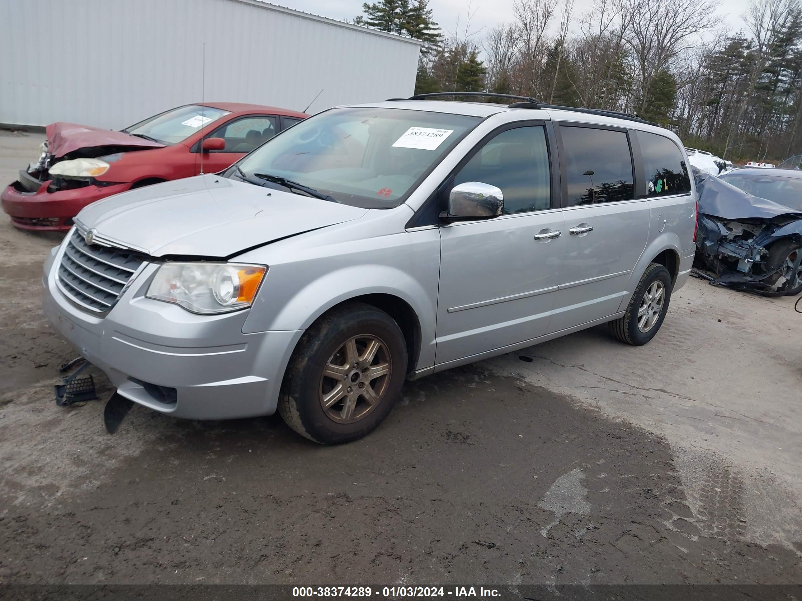 Photo 1 VIN: 2A8HR54P28R839171 - CHRYSLER TOWN-COUNTRY 