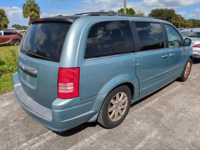 Photo 2 VIN: 2A8HR54P38R607789 - CHRYSLER TOWN & COU 