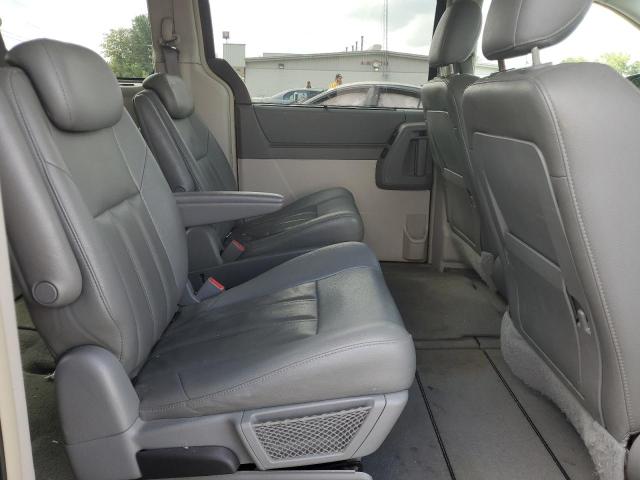 Photo 10 VIN: 2A8HR54P38R767459 - CHRYSLER TOWN & COU 