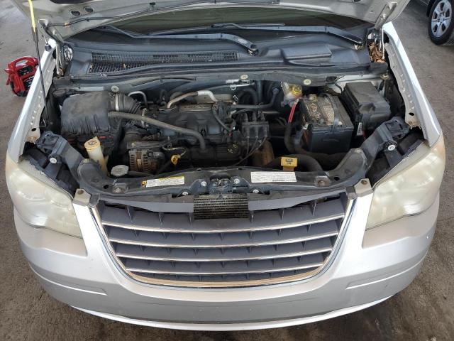 Photo 10 VIN: 2A8HR54P38R769955 - CHRYSLER TOWN & COU 