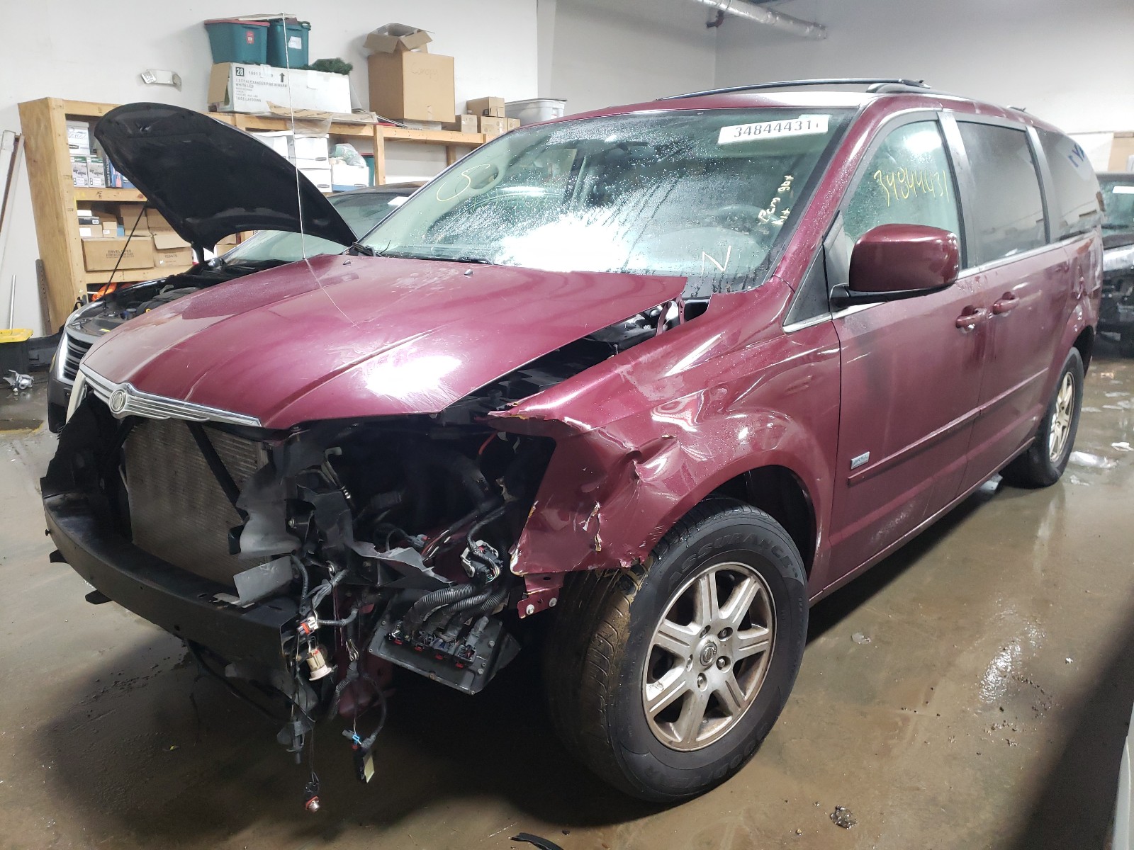 Photo 1 VIN: 2A8HR54P38R823867 - CHRYSLER TOWN &AMP COU 