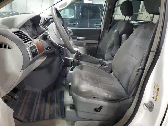 Photo 6 VIN: 2A8HR54P48R142150 - CHRYSLER TOWN & COU 