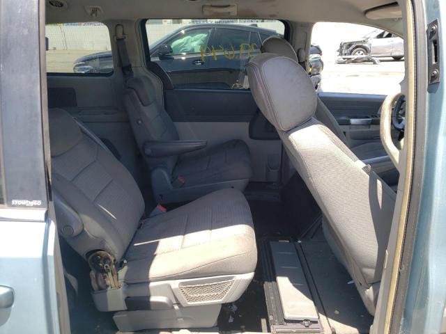 Photo 5 VIN: 2A8HR54P48R712003 - CHRYSLER TOWN &AMP COU 