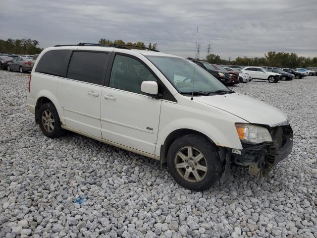 Photo 3 VIN: 2A8HR54P48R718772 - CHRYSLER TOWN & COU 