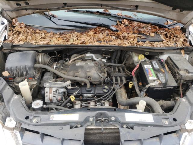 Photo 6 VIN: 2A8HR54P48R758186 - CHRYSLER TOWN &AMP COU 